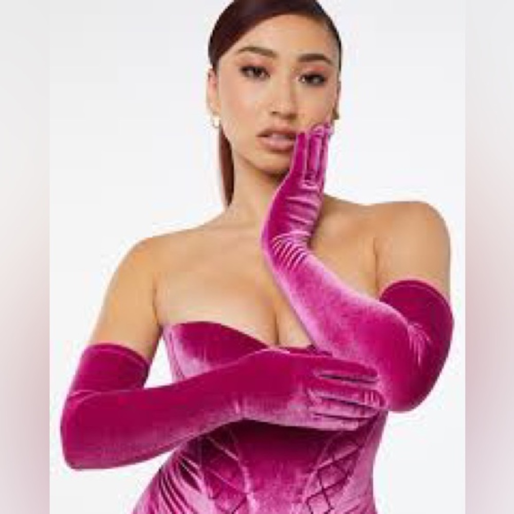Savage Fenty Velvet Vixen Corset